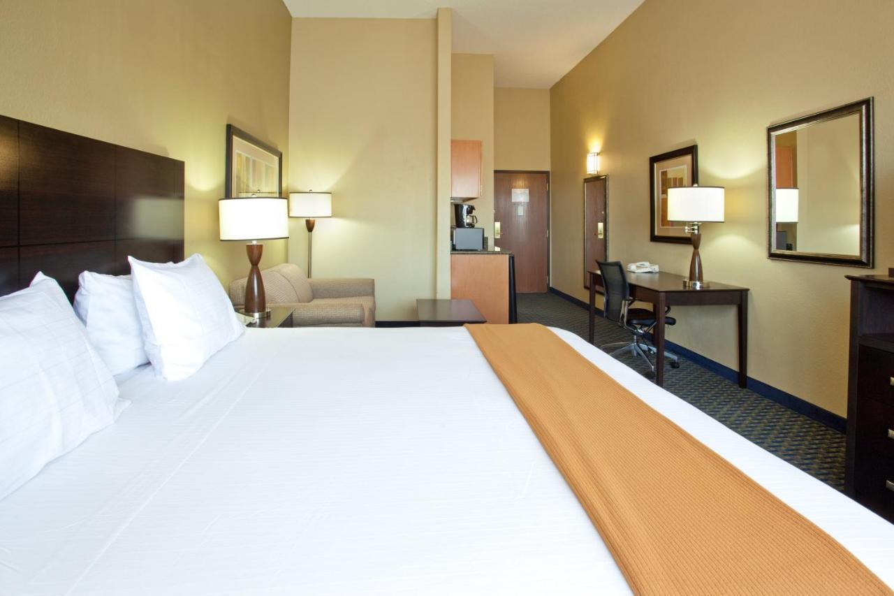Holiday Inn Express & Suites Phoenix/Chandler Екстериор снимка